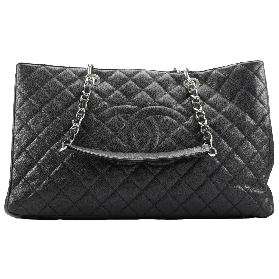 Chanel Vintage Leather Shoulder Bag