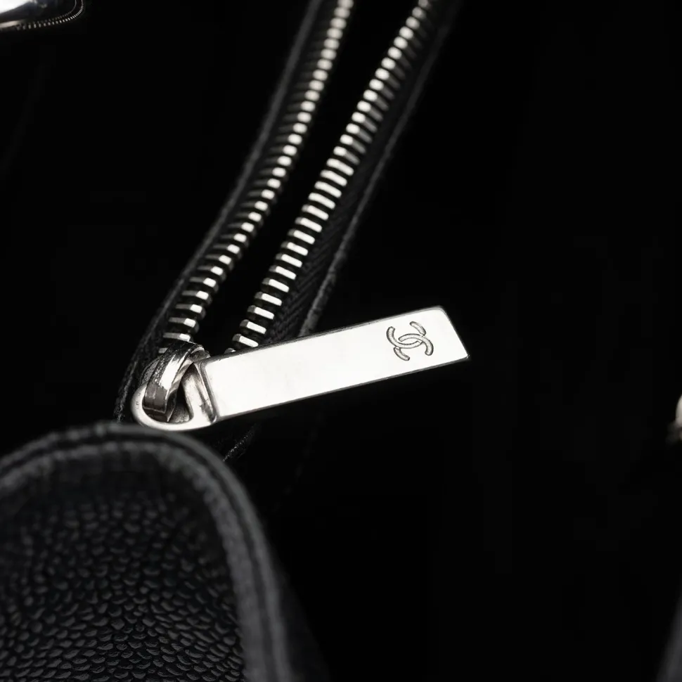 Chanel Vintage Leather Shoulder Bag