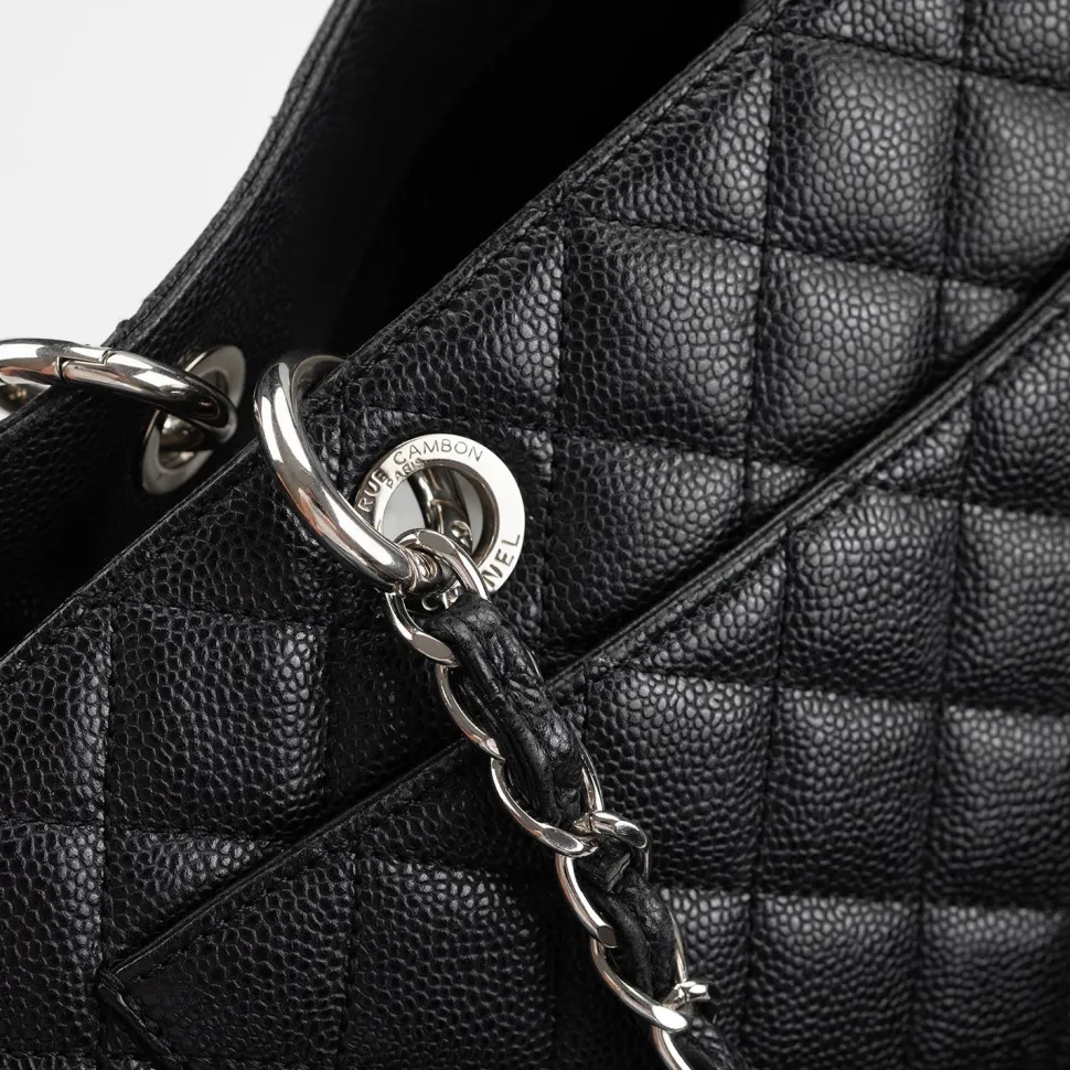 Chanel Vintage Leather Shoulder Bag